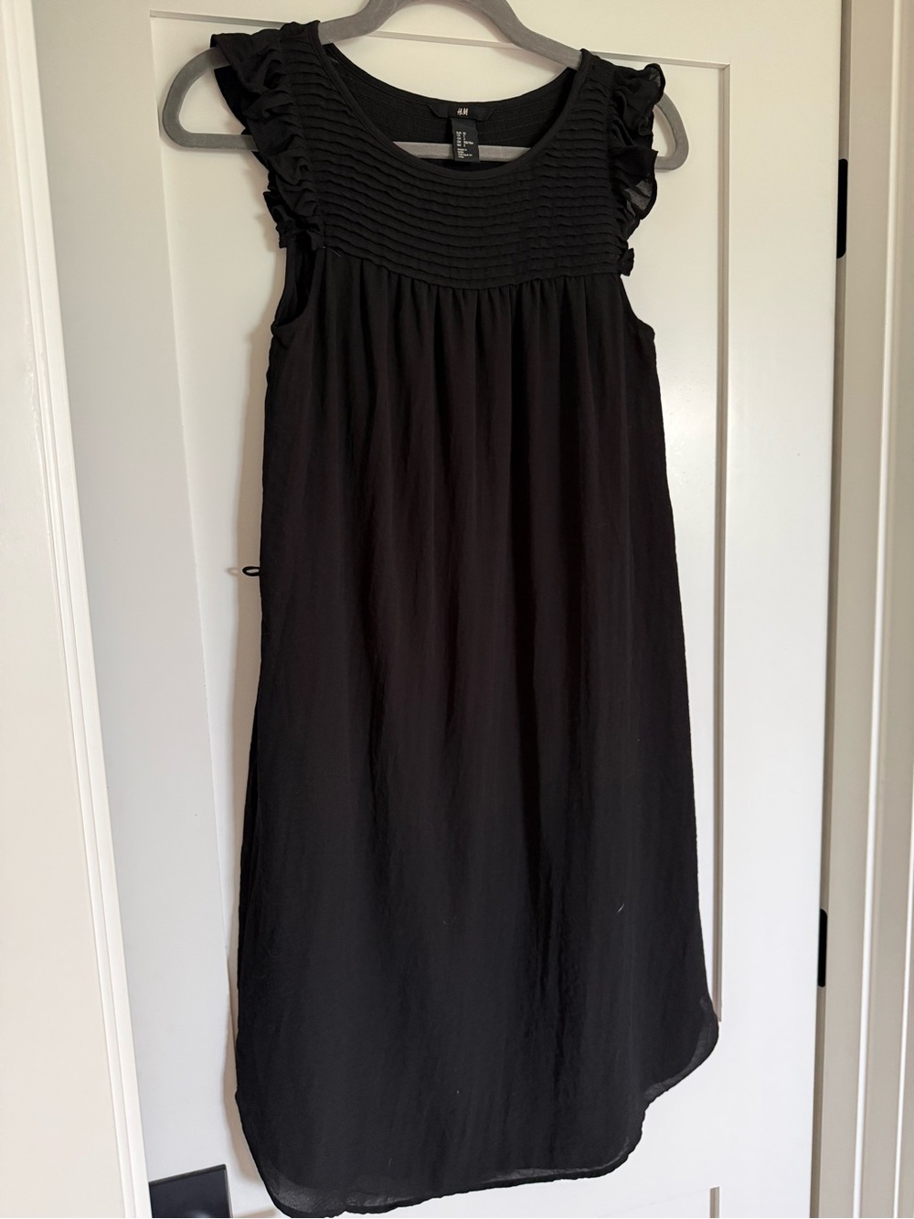 H&M Black Sleeveless Ruffle Yoke Midi Dress